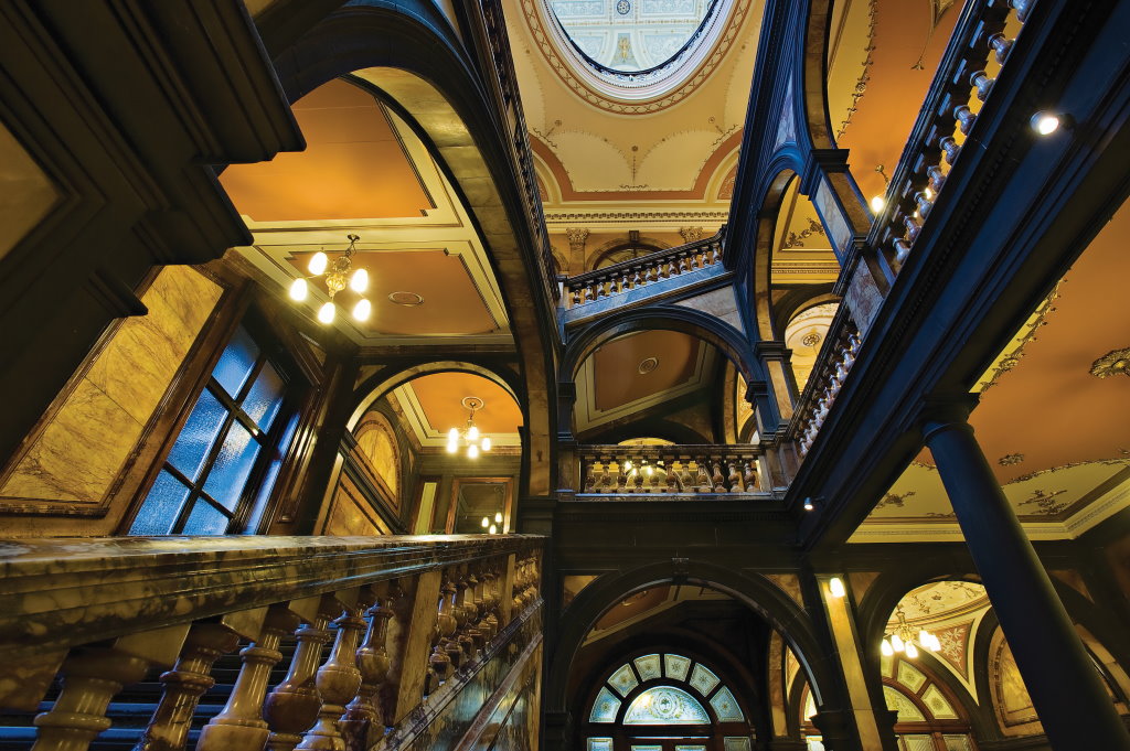 Glasgow City Chambers Staircase (source: Glasgow Convention Bureau)